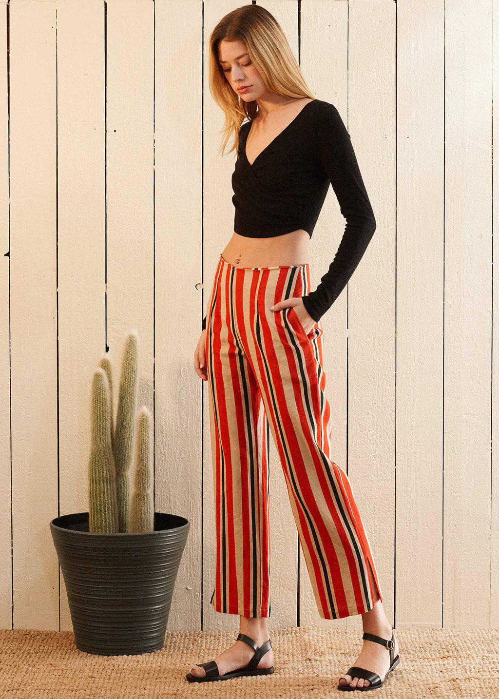 Linen High-Waisted Cropped Pocketed Pants In Poppy Multi Color