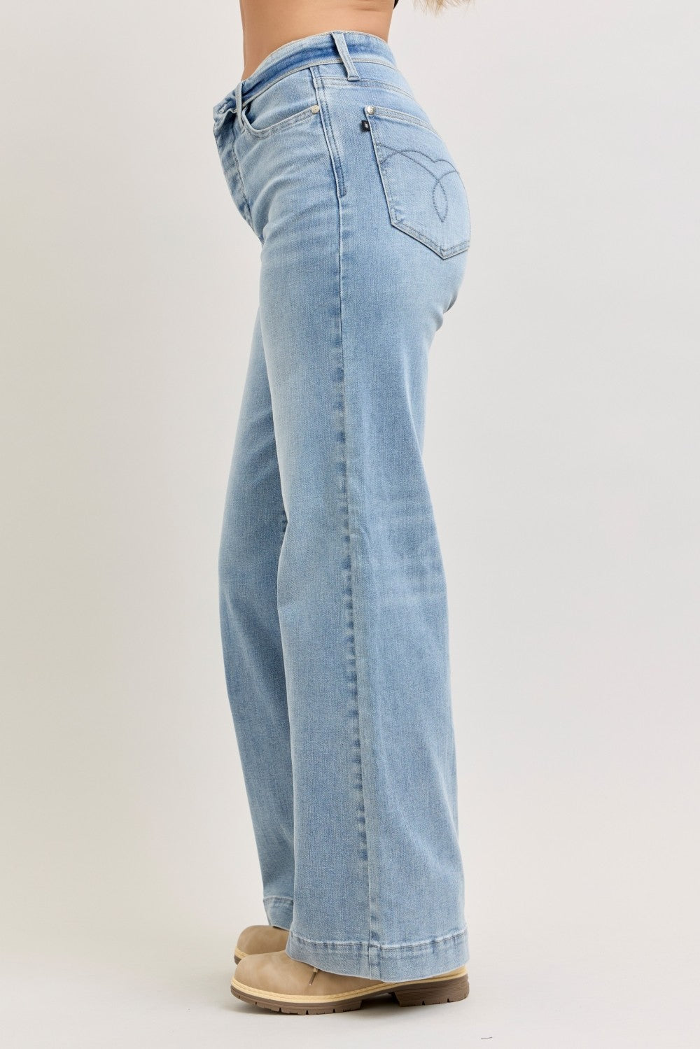 Mid Rise Retro Wide Leg Jeans with Fold-over Waistband
