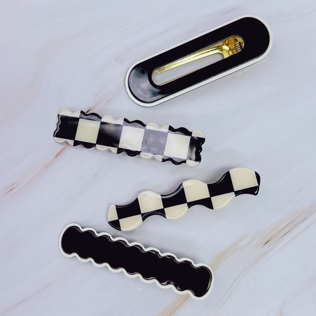 Checkered Wavy Creaseless Hair Clips Set Of 4