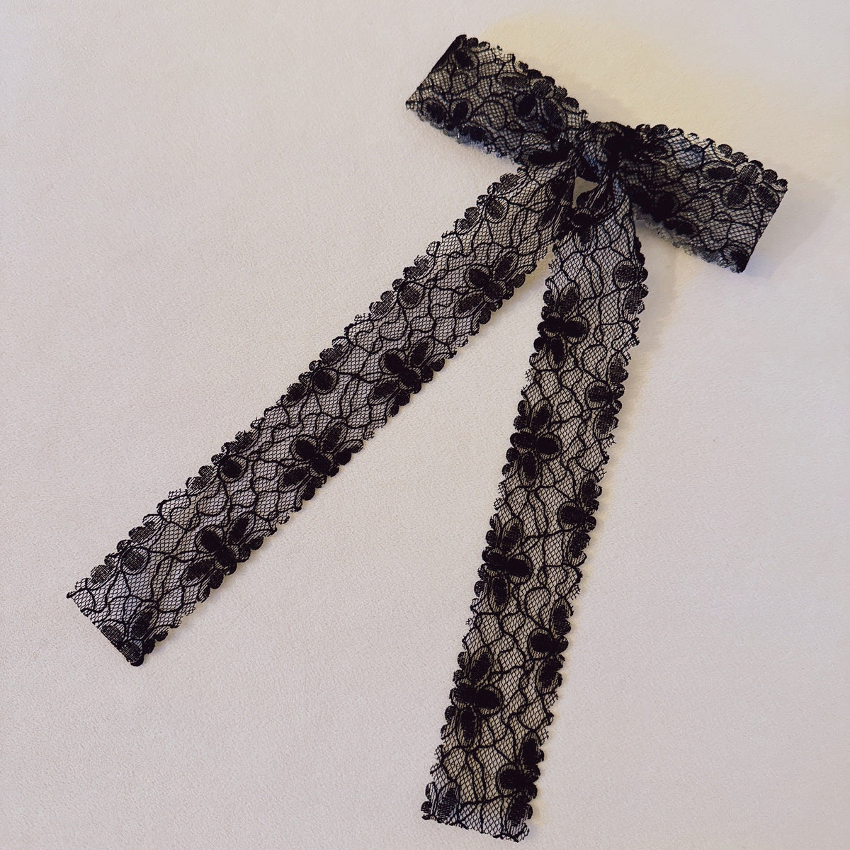 Lace Belle Bow Hair Clip-2