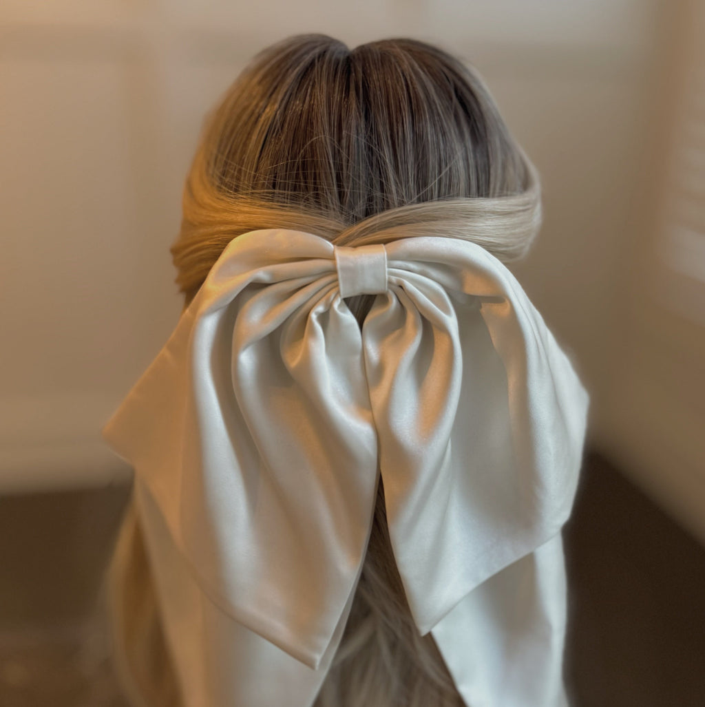 Mighty Bow Bride Hair Clip-2