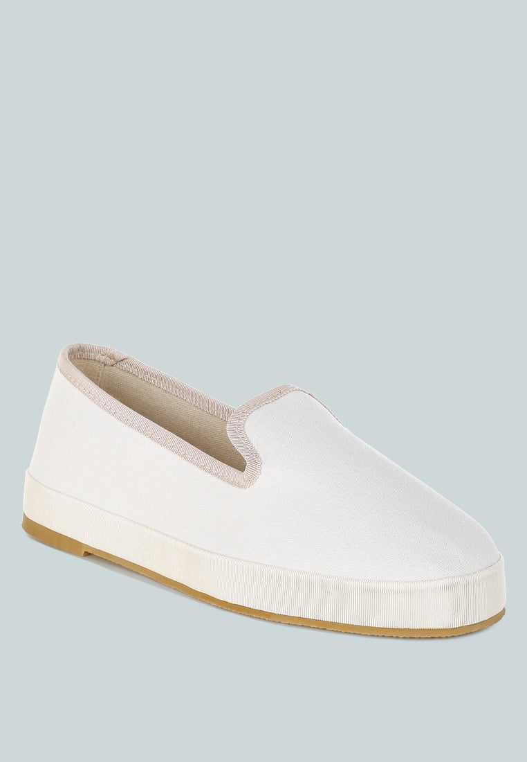 Round Toe Canvas Slip-On Loafers