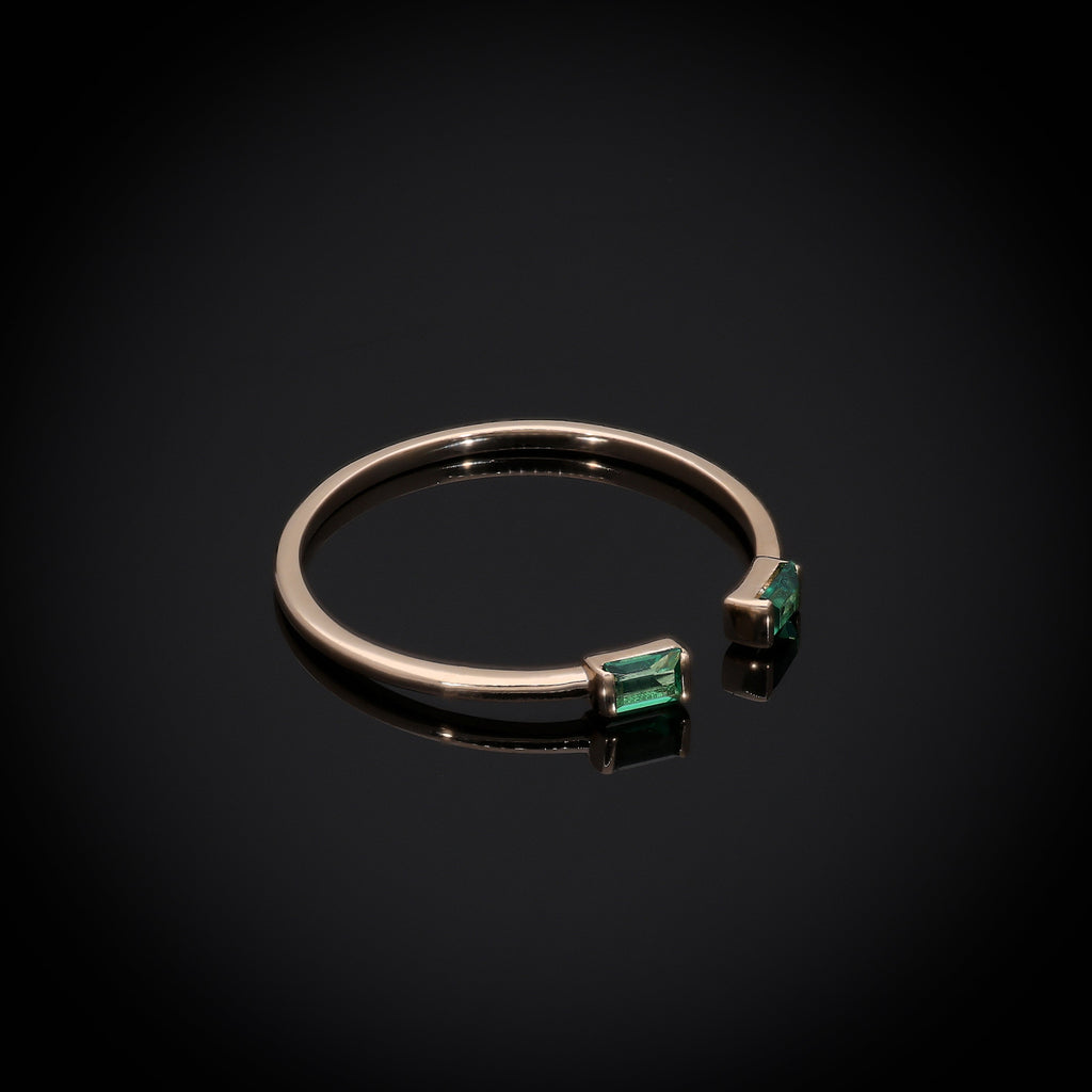 Bezel Emerald Gap Ring