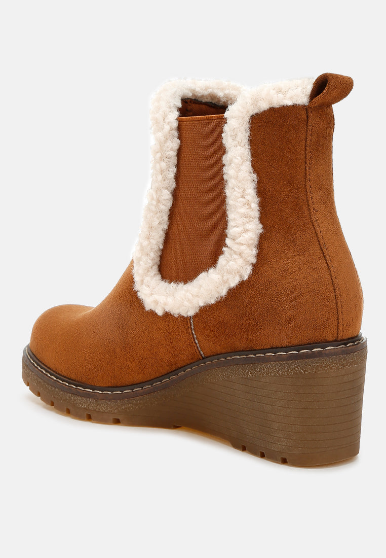 Faux Fur Lined Chelsea Boots