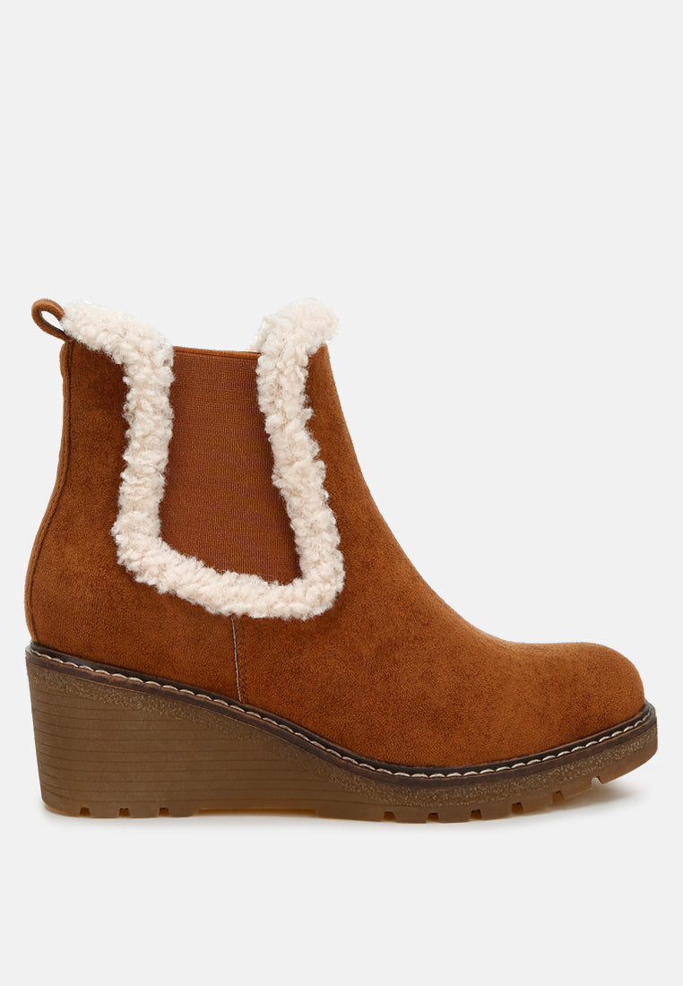Faux Fur Lined Chelsea Boots