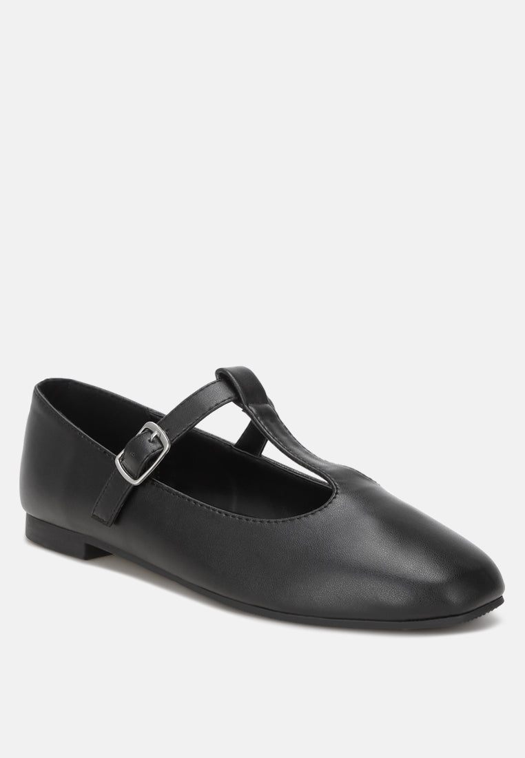 Cushioned Buckle Ballerina Flats