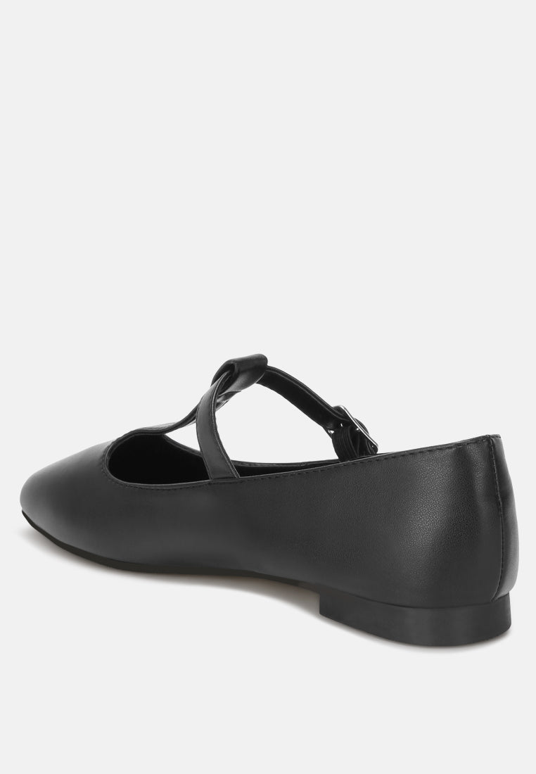 Cushioned Buckle Ballerina Flats