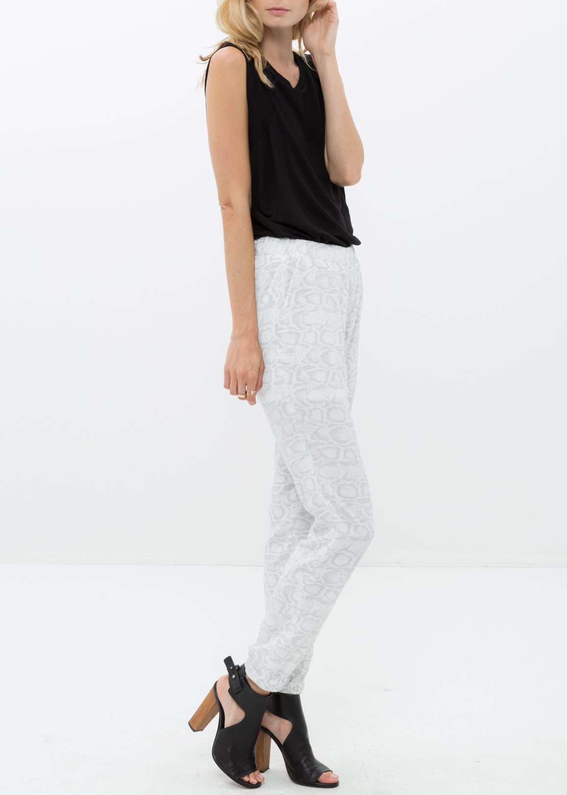 High Waist Printed Pants In Ivory Silver