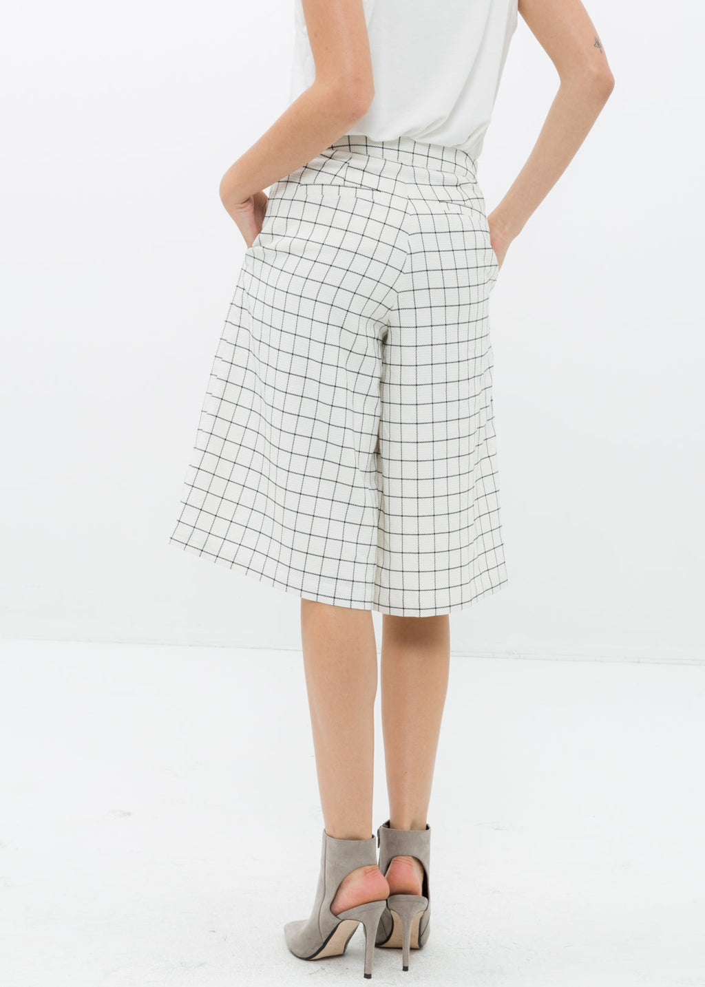Comfy Wide Leg Pants In Square Jacquard