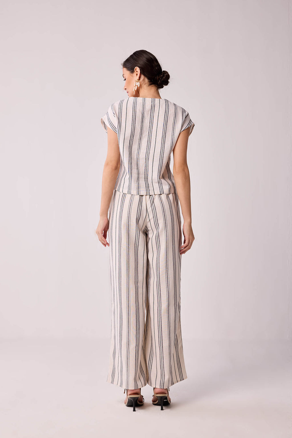 Wide-leg Drawstring Pants in Stripes