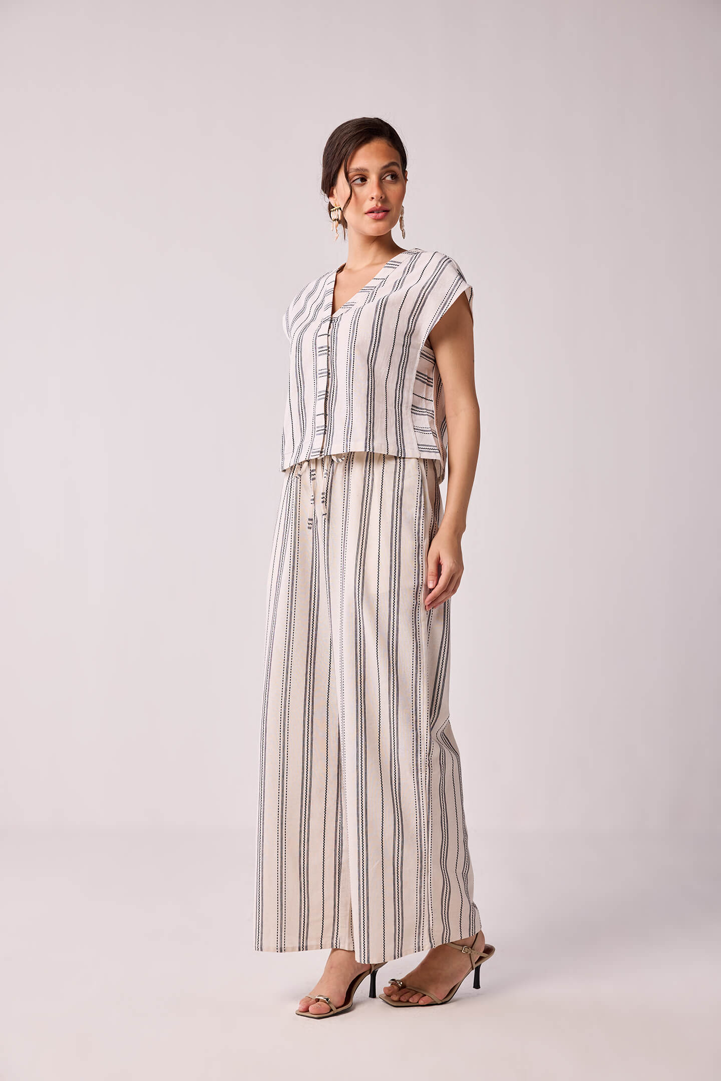 Wide-leg Drawstring Pants in Stripes