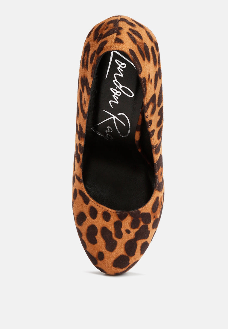 Classic Suede Block Heel Pumps