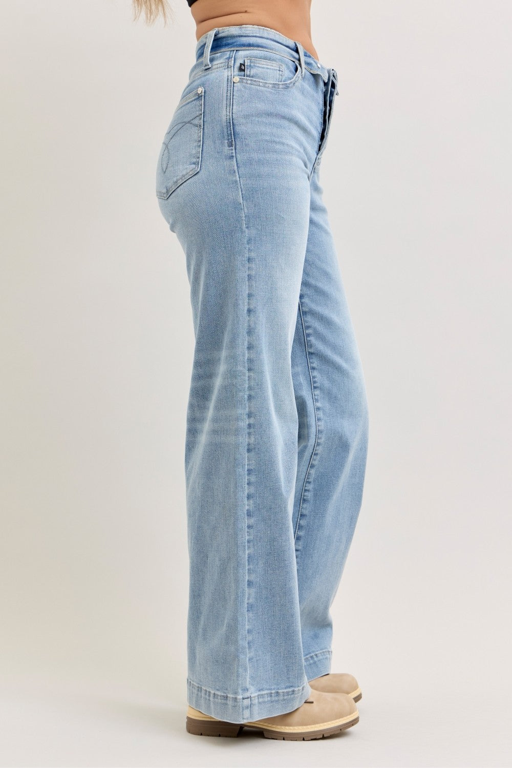 Mid Rise Retro Wide Leg Jeans with Fold-over Waistband