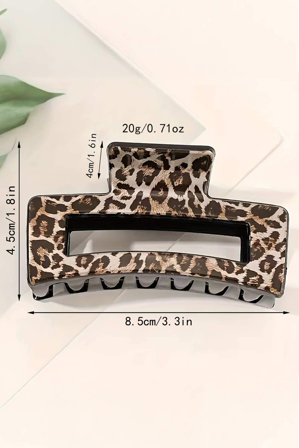 Leila Large Hair Claw Clip-1